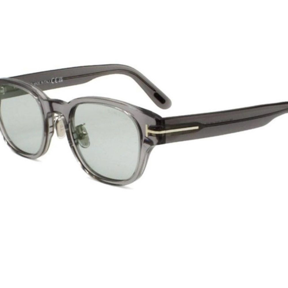 Tom Ford Light Grey Unisex Sunglasses (NWT)